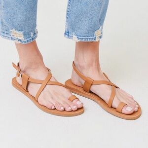 Women's Chantik Hari Mari Tan Sandals